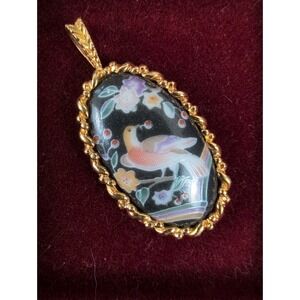 Vintage Danbury Mint Gorham Porcelain Pendant World's Porcelain Houses Japan